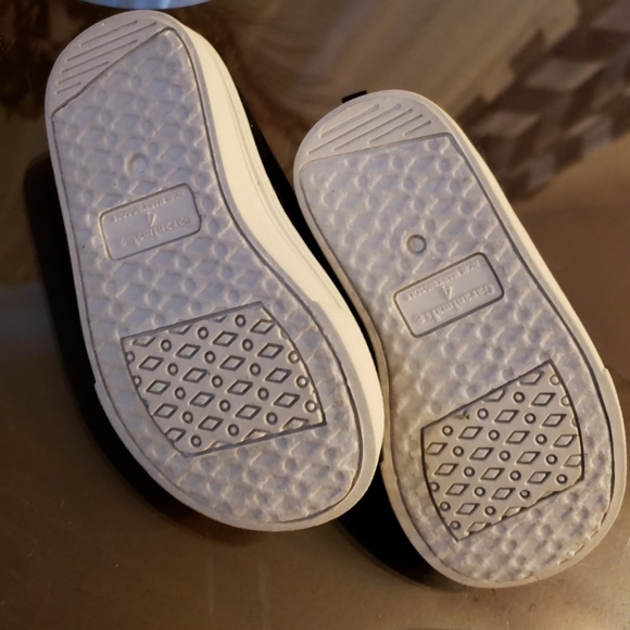 Boys shoes - Picture 3 of 3